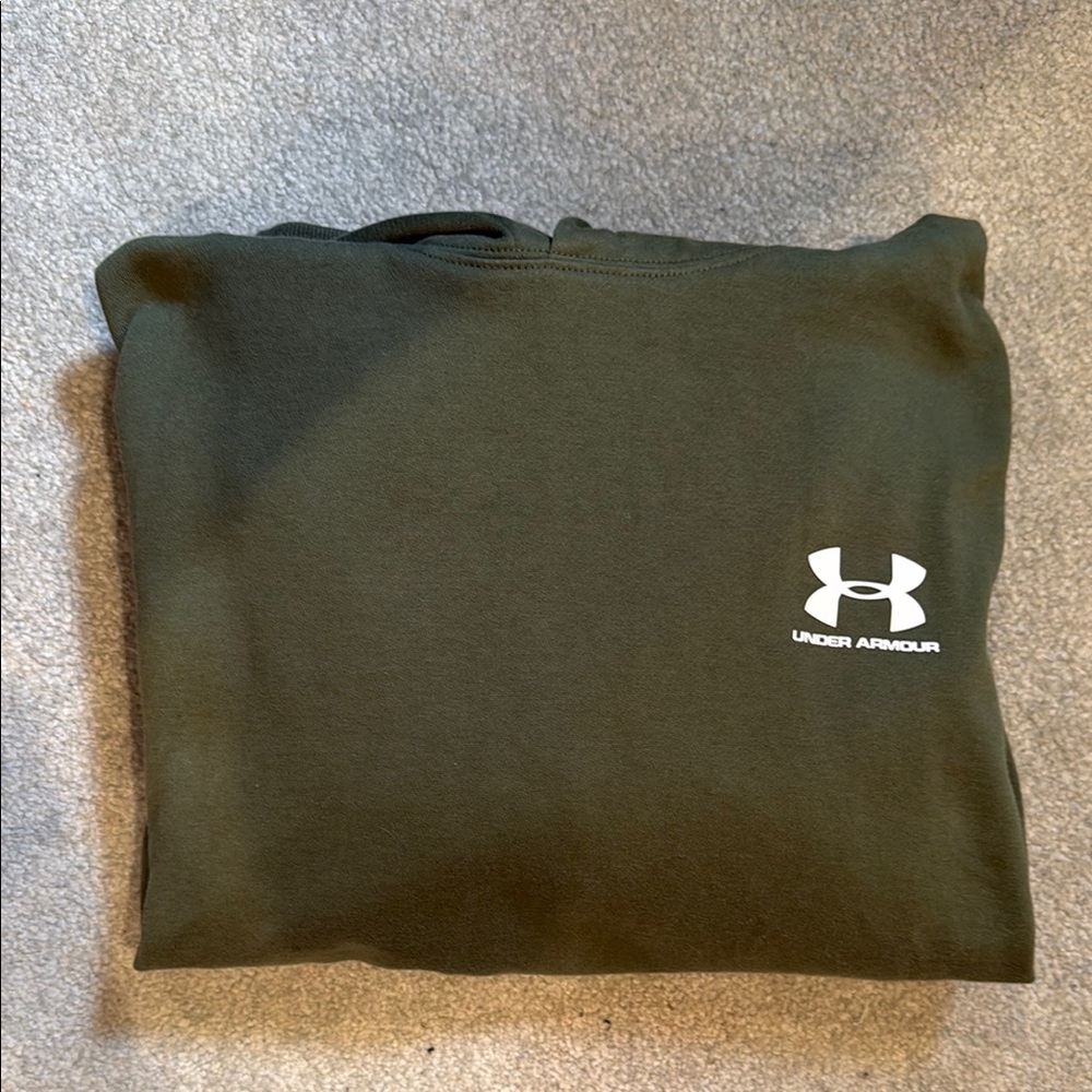 Under Armour Sweatshirt